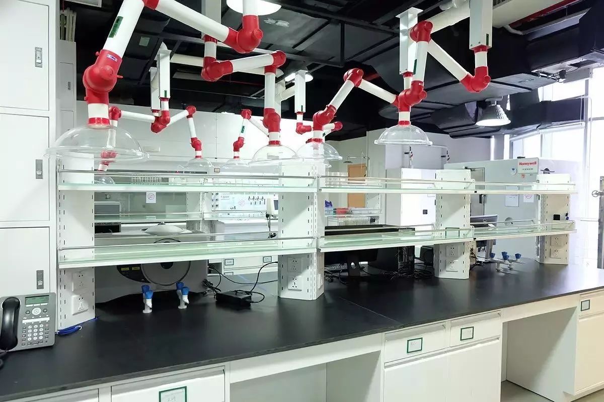 除甲醛的空气净化器对甲醛有用吗,甲醛超标可以用空气净化器解决么