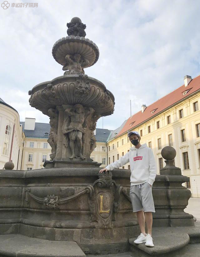 鹿晗穿什么球鞋,鹿晗所有鞋