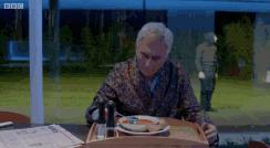 第一集就这么好看，给其他「神剧」面子行不行