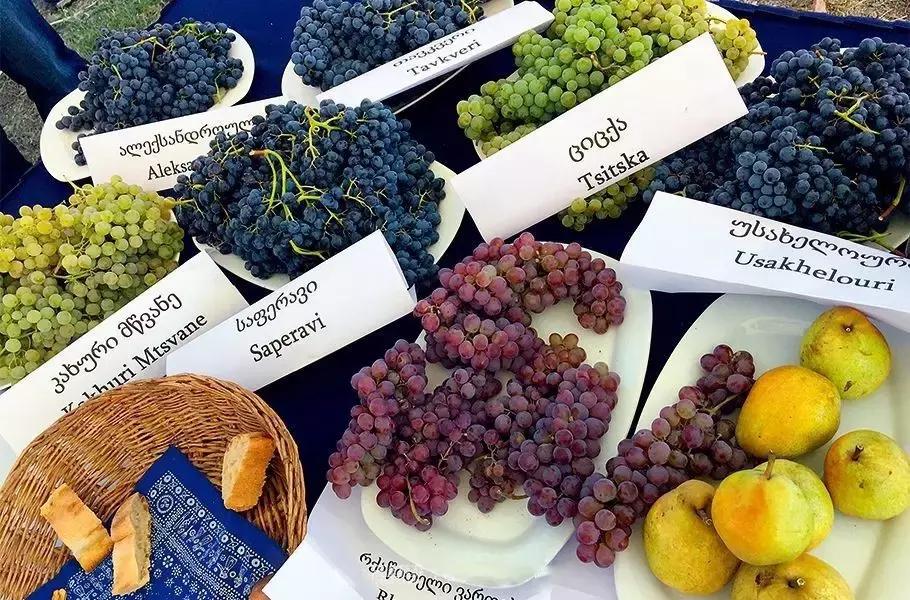 这个极具欧式风情的亚洲国家，景点几乎免费开放，电子签超方便！