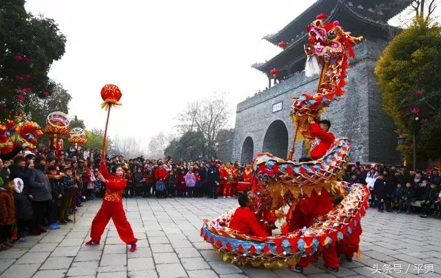 动起来民族舞,社火巡游最年味