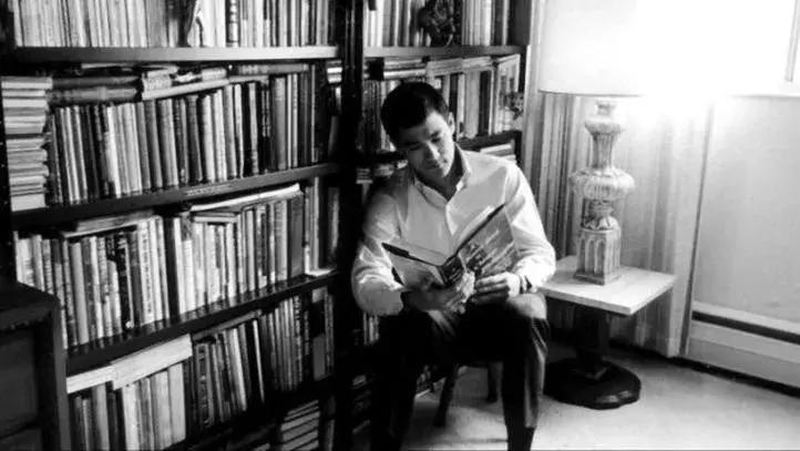 李小龙武术界第一人,华人巨星李小龙