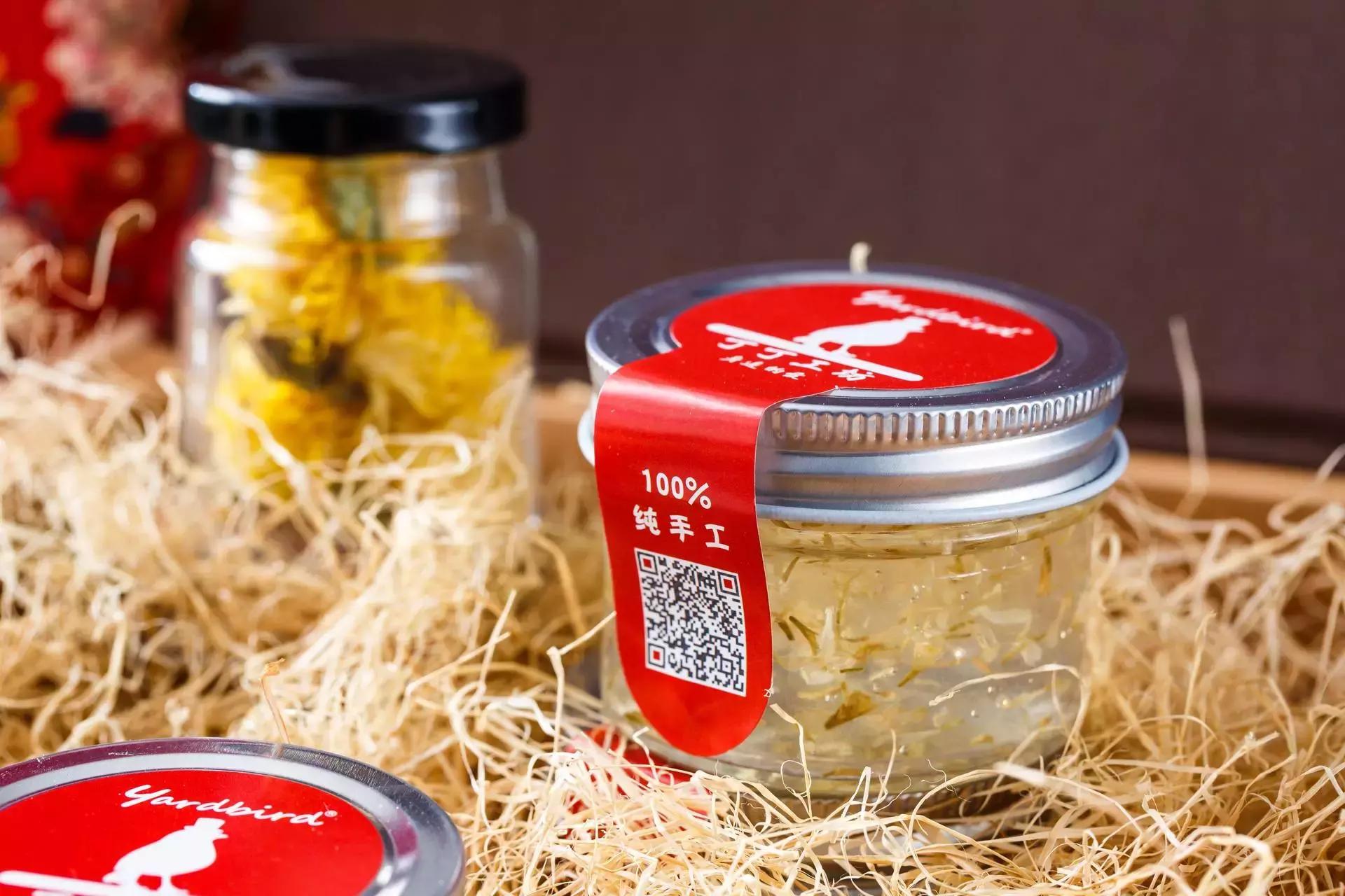 火了，全天津美女都在吃他做的燕窝，价格亲民不傲娇！月销3000份