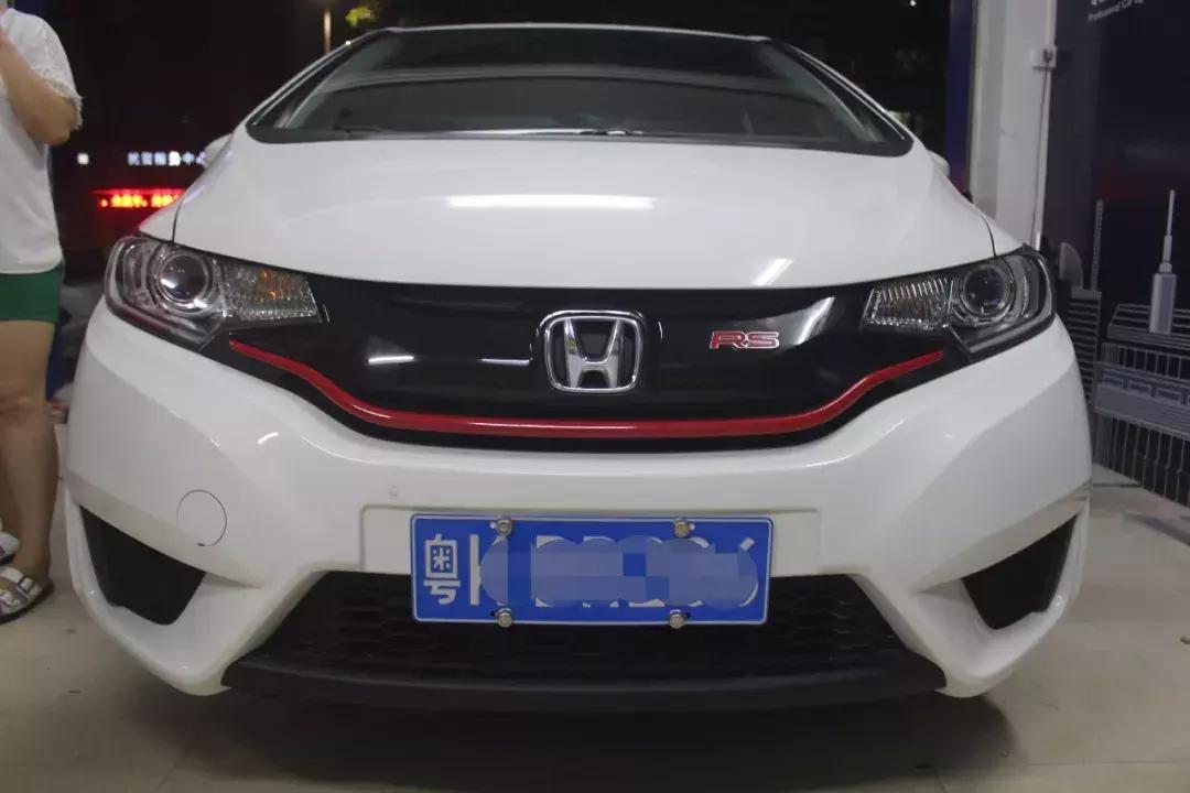 中山四代飞度大灯改装氙气透镜,2023款本田飞度大灯改装