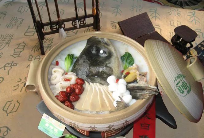 宏村和歙县古城哪个更好,歙县古城和宏村哪个更值得去