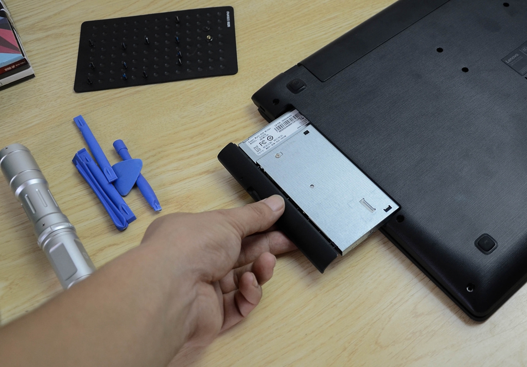 笔记本电脑加装SSD过程,笔记本加ssd固态教程