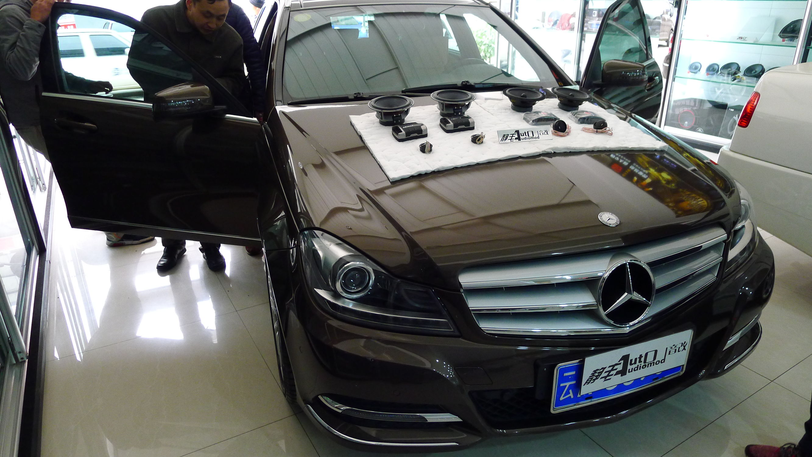 奔驰c200瓦罐旅行,奔驰c200瓦罐新款