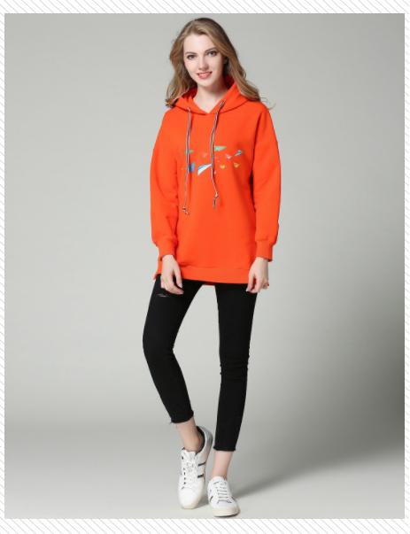 卫衣的七种穿搭马丁靴,时尚穿搭绿色卫衣搭配大码牛仔裤