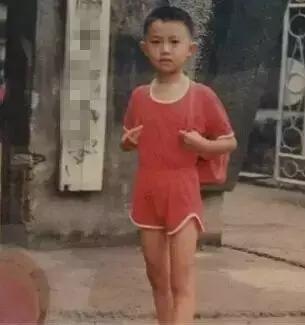 衡阳人小时候穿过的爆款，太时髦了！数数你穿过几件？