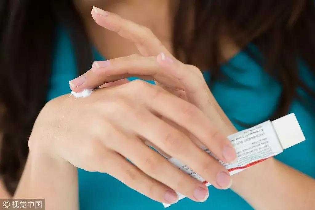 红霉素眼膏的作用及功能,红霉素软膏的作用及功能能治鼻肿