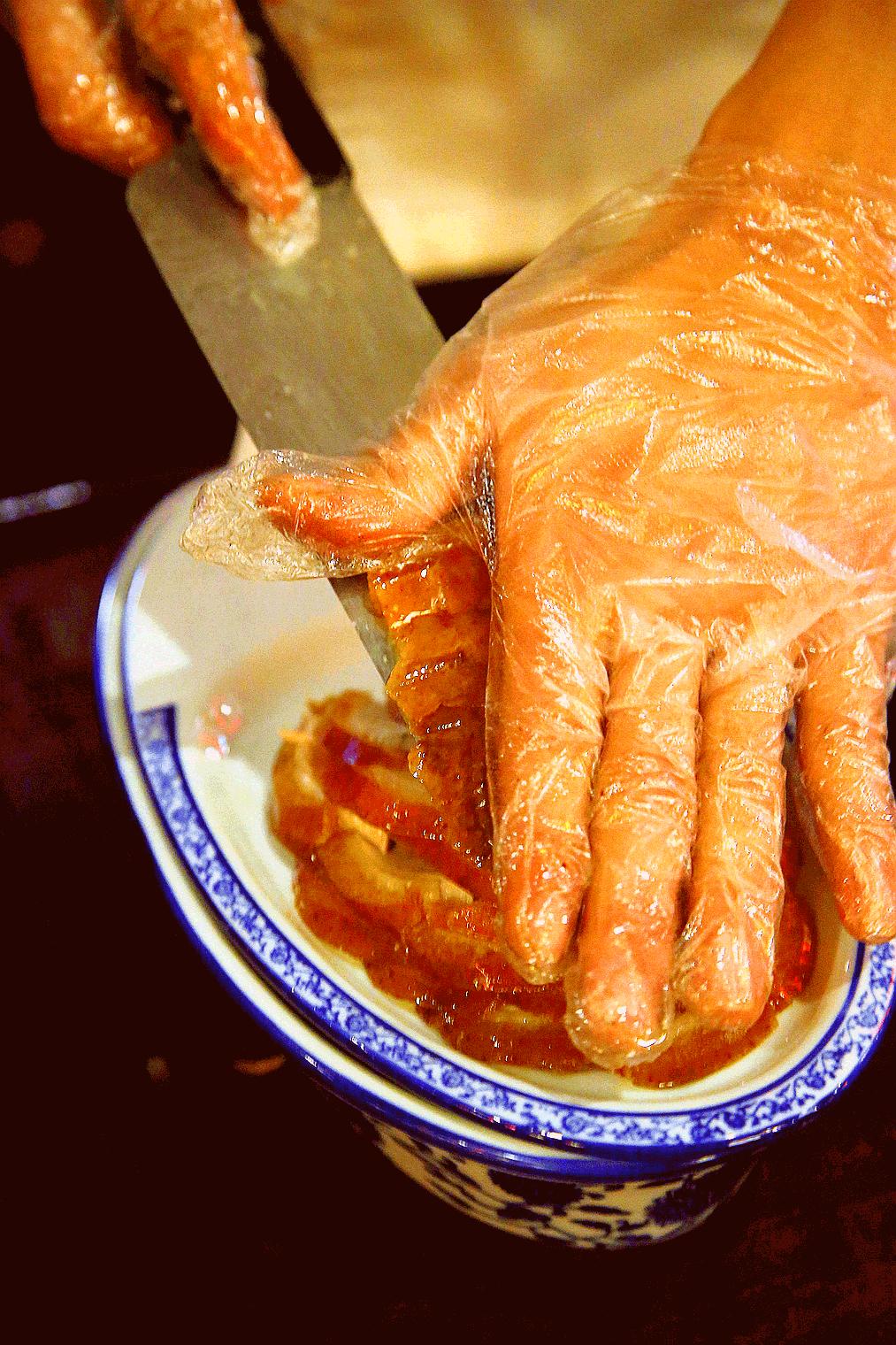 一年卖200w只老北京烤鸭店,烤鸭39年老店