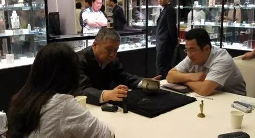 从“潘家窑”到“潘家园”,一百块的范曾斗方涨到几百万