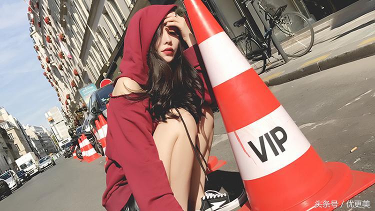 减龄连帽卫衣,连帽卫衣和连帽针织衫哪个减龄