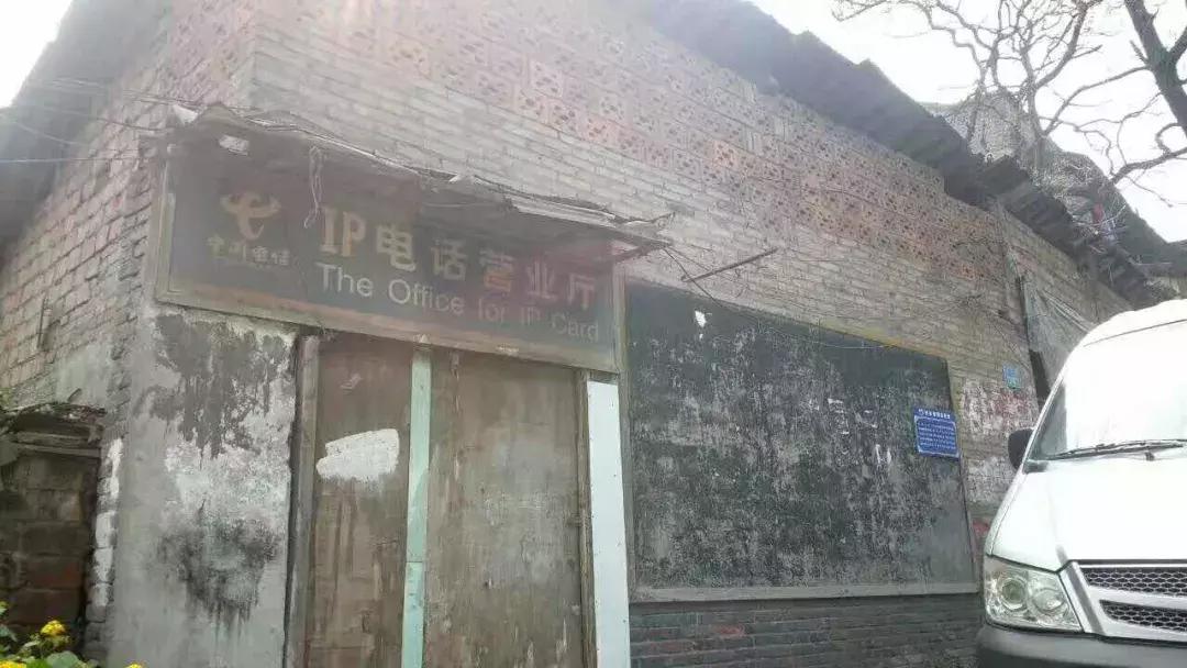 重庆旅游推荐四天三夜解放碑,重庆旅游攻略必去景点重庆解放碑