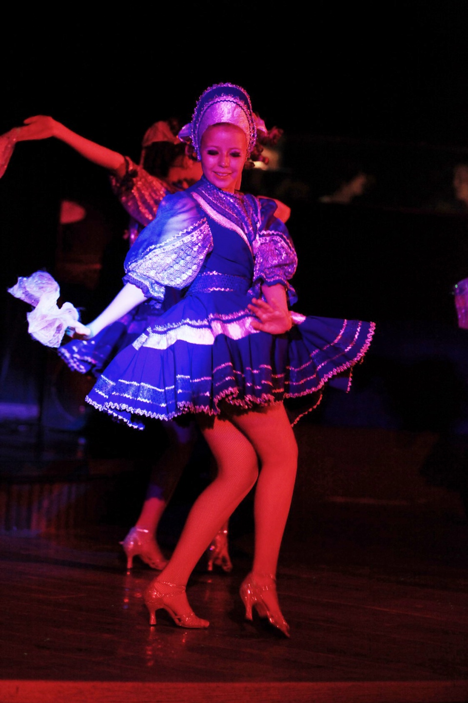 为了看一场正宗俄罗斯热舞表演，我们千里迢迢地来到了满洲里