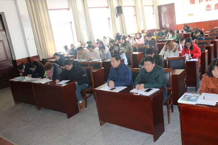 教师全员优质课比赛报道,教师精品课比赛活动简报