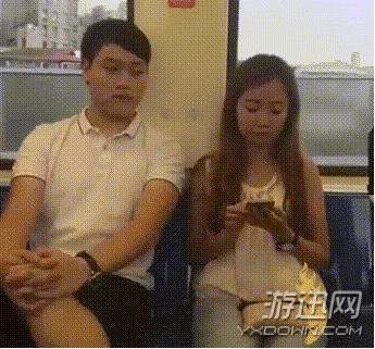 日本邋遢小哥浴室吃东西,日本剧男人嫌弃女人邋遢