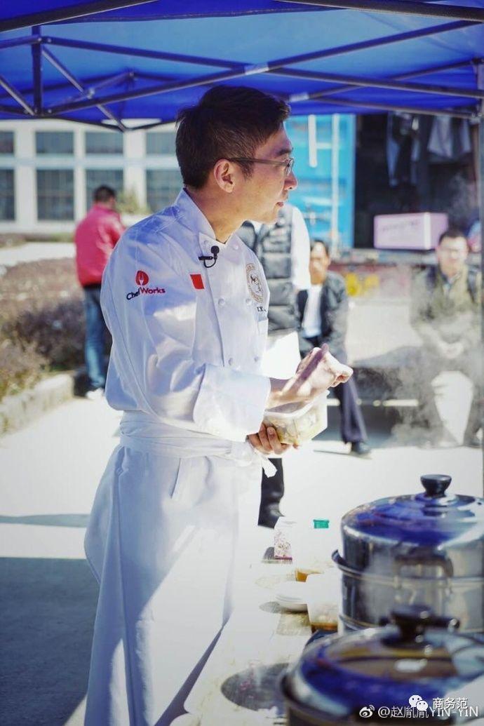 赵胤胤自身就有音乐天赋,赵胤胤谈钢琴家转行