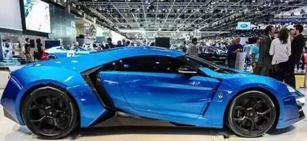 几百上千万买的豪华车，你以为只有裸车？这些赠品能换一辆奔驰！