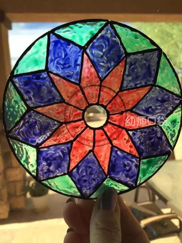 废旧材料创意吊饰,虎年新年环创废旧材料吊饰幼儿园