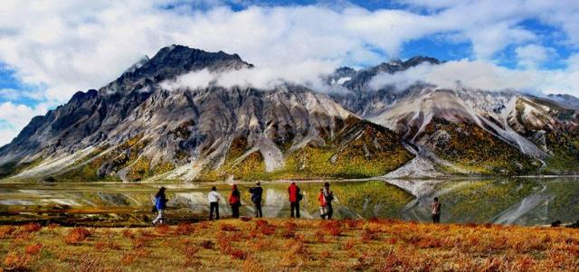 国内自驾帐篷露营地,国内的悬崖绝壁露营地