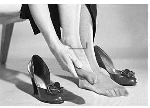 鞋子的两侧挤脚最有效最快的办法,如何让鞋子不挤脚小妙招