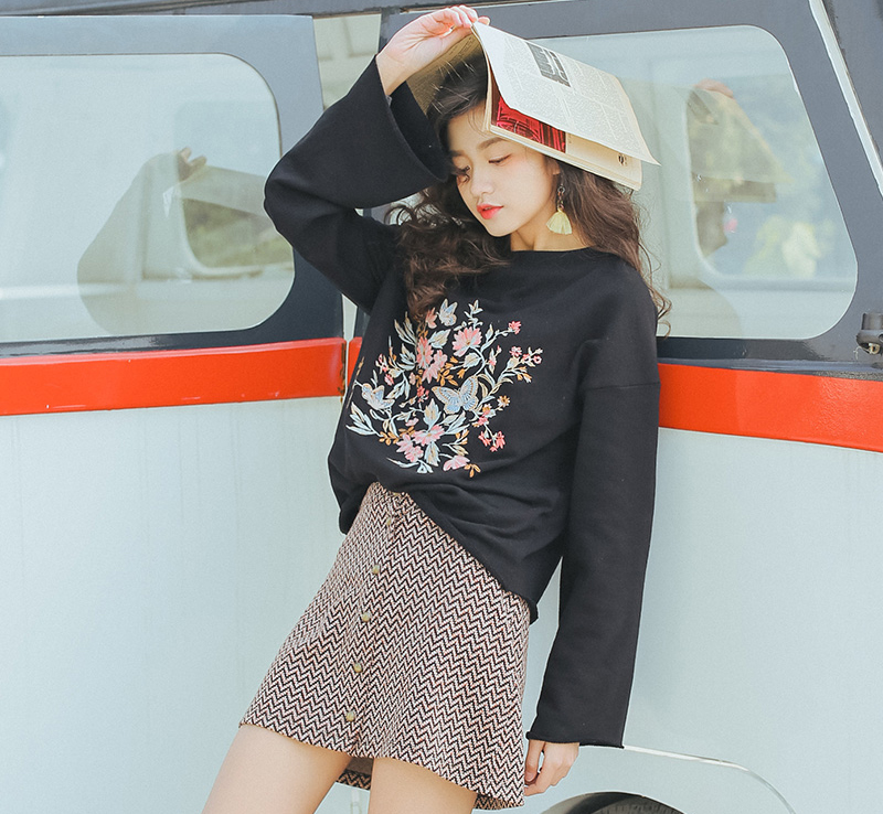 显高级感的小清新穿搭手绘图片,复杂插画简单穿搭