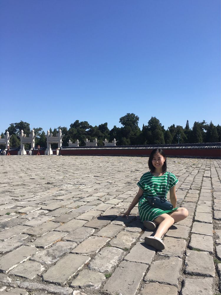 和小屁孩们一起出去玩的视频,和小屁孩玩的一天