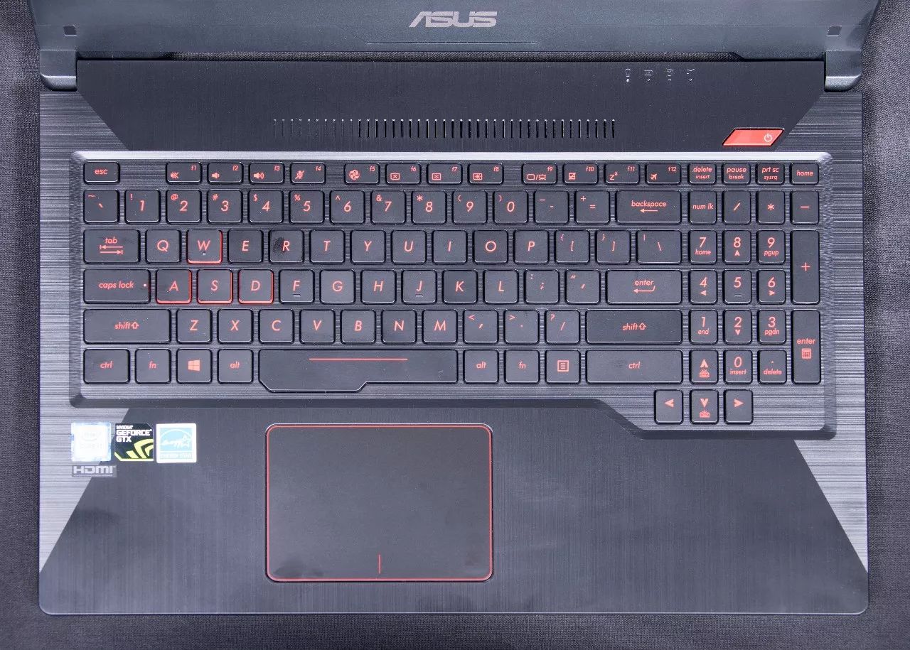 聊一款超高性价比的游戏本,聊一款扩展性强性能激进的商务本