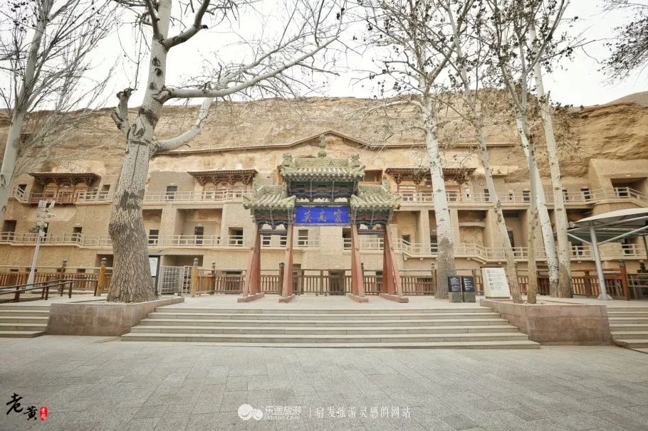 一眼穿越千年莫高窟,为什么莫高窟今年如此火爆