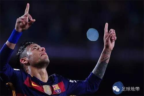 足球奇葩合同一览表,足坛那些不可思议的战术