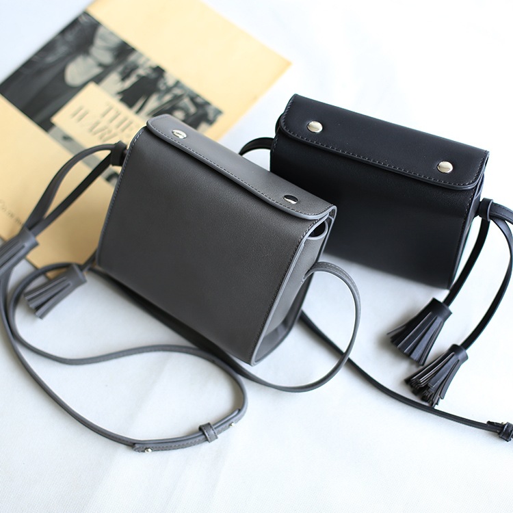 买个包平时背着逛街买什么样的,月入3千背什么包值得买