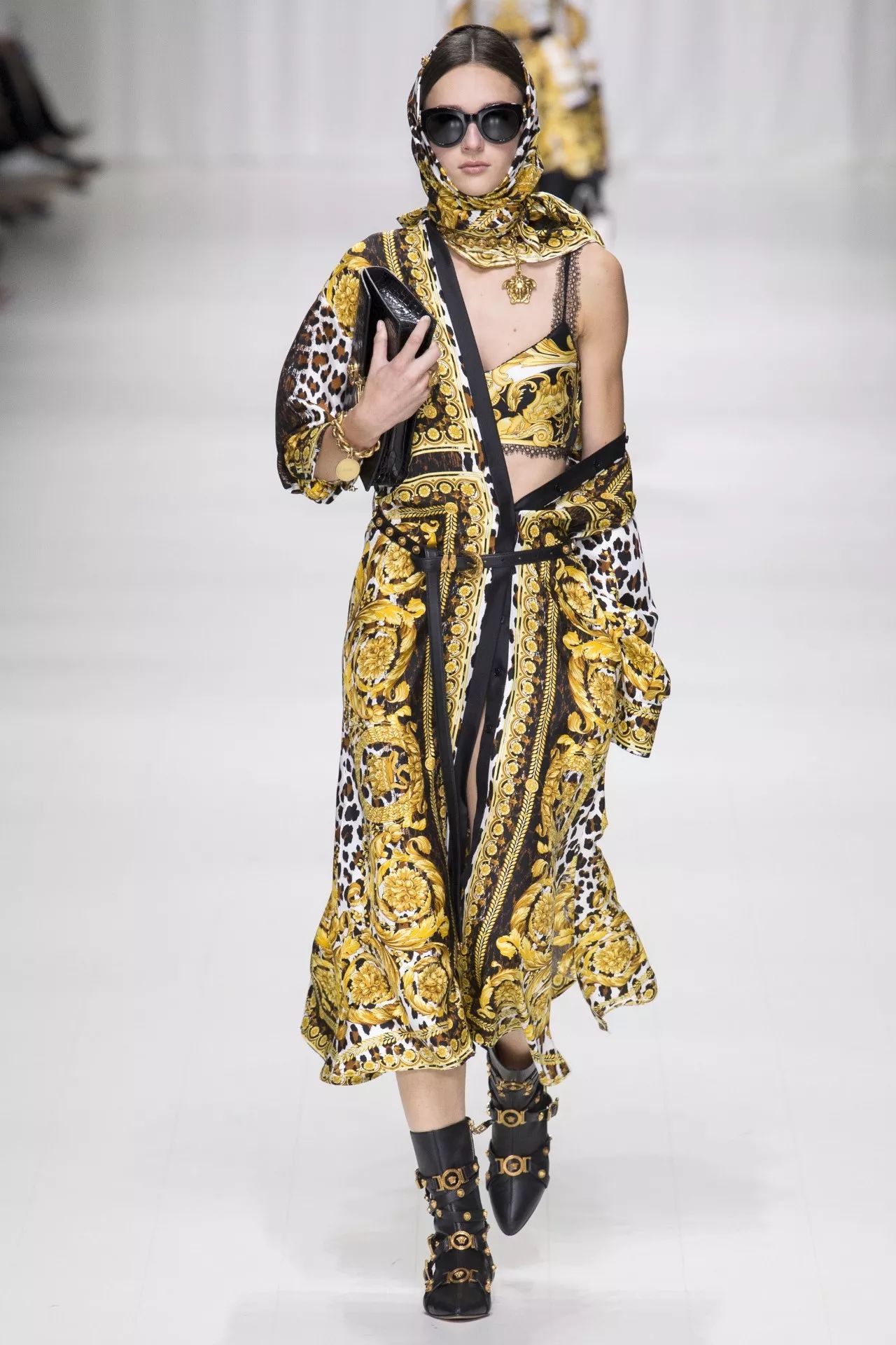 加绒加厚豹纹外套女冬,保暖外套女加厚加绒豹纹