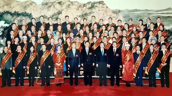 全国被点名表扬的四位明星,自治区表彰桂林多人登上光荣榜