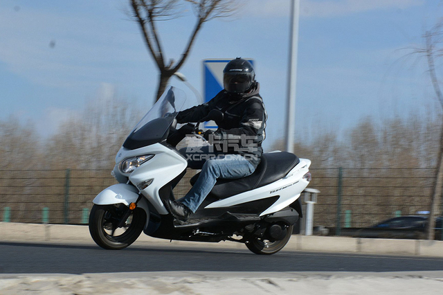 铃木burgman200摩托车价格,铃木burgman125踏板车