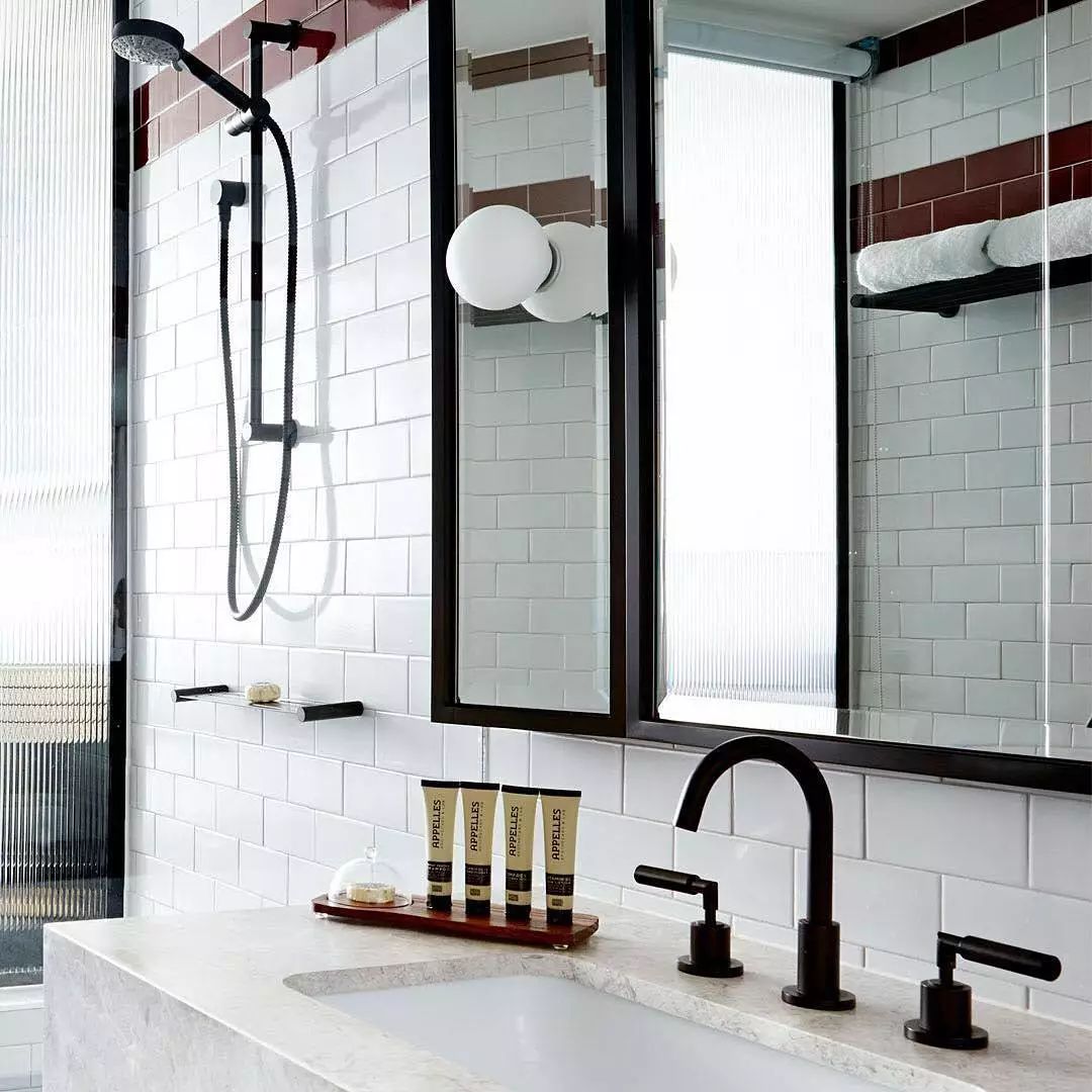 这些酒店里的润肤露、香皂不顺回家｜损失可太大了……