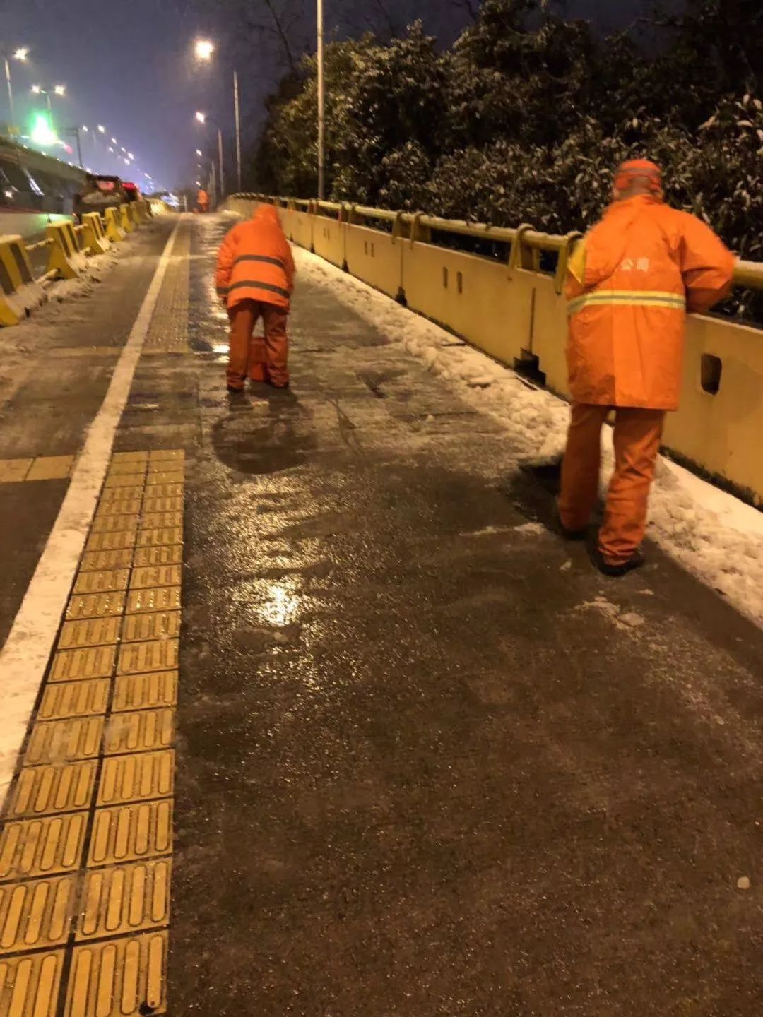 全城地暖.落雪无痕