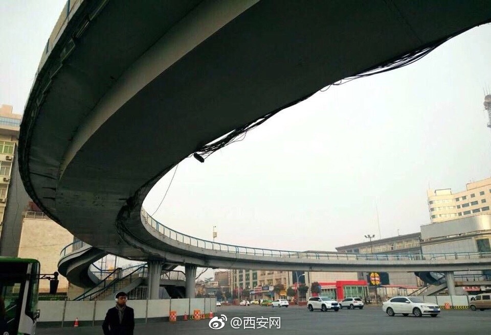 过街人行天桥拆除措施,人行天桥保护性拆除