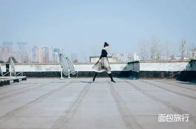 什么样的泥巴可以做紫砂壶,泥巴做的紫砂壶