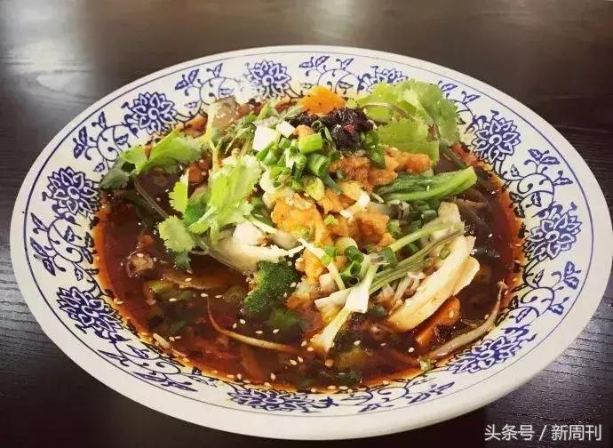 高校食堂特色风味麻辣烫,大学食堂最受欢迎的美食麻辣烫
