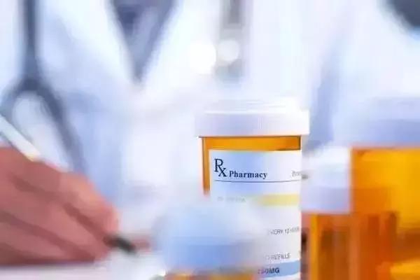 在美国旅行生病,在美国旅游探亲怎么看病