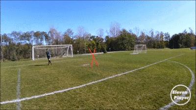 足球过人实用技巧小学生,足球五人制过人小技巧简单