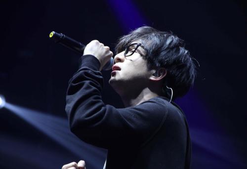 唱歌怎么投入感情教学,唱歌如何投入深情