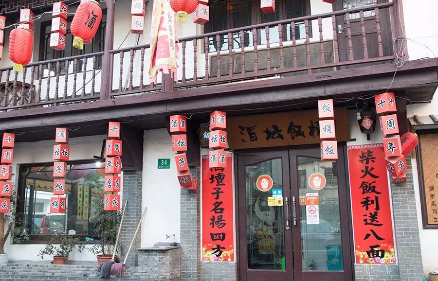 朱家角古镇美食,朱家角古镇一日游最佳攻略