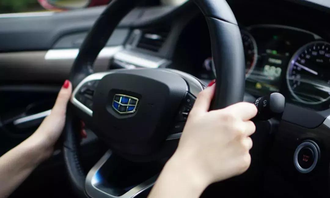 早高峰油耗实测,早高峰12个油耗正常吗