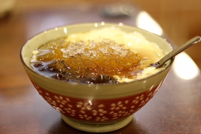 关上灯才意识到是黑夜,关上灯才知道它的魔力