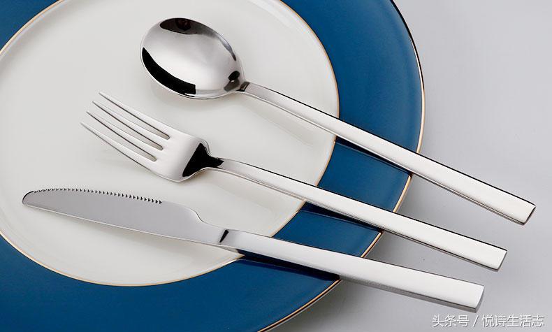 家里浪漫烛光晚餐布置,如何布置烛光晚餐