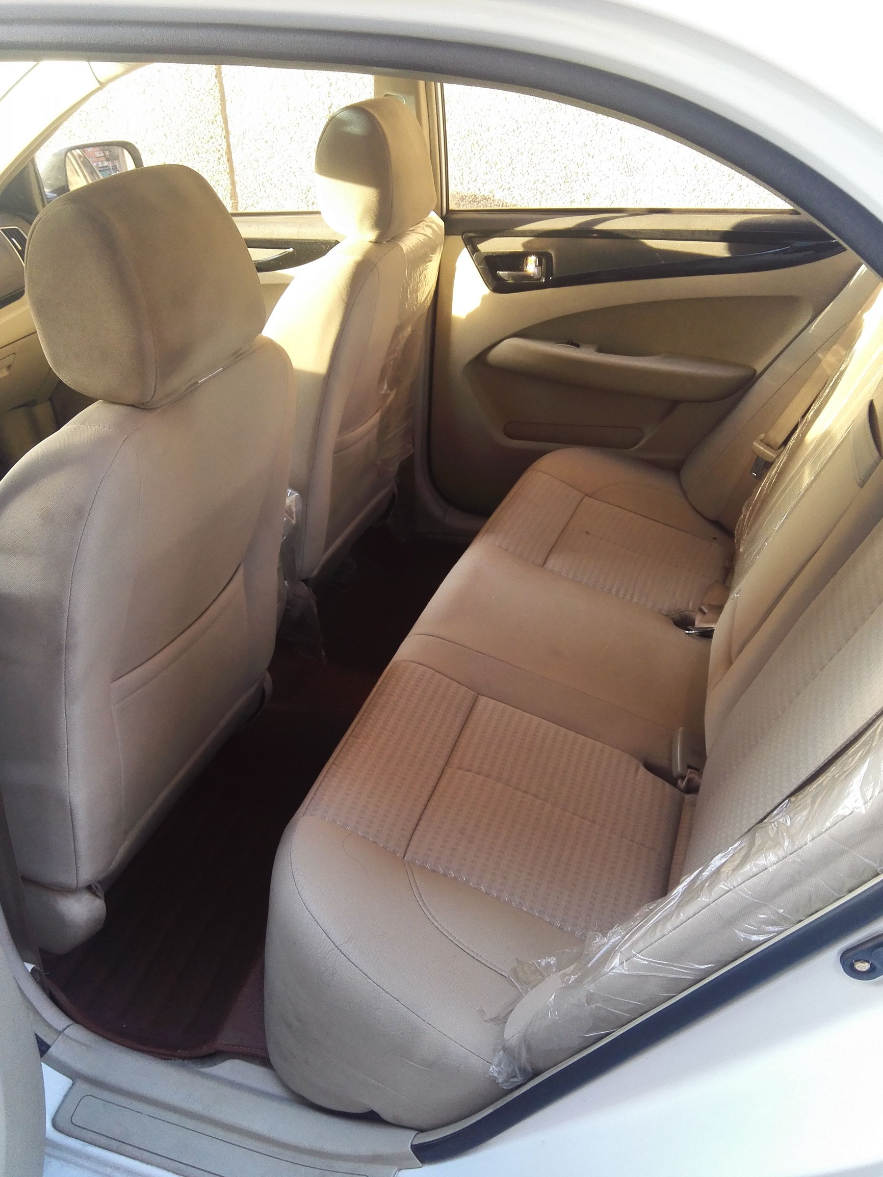 吉利全球鹰gc7油箱盖开启视频,吉利全球鹰gc7仪表小计里程