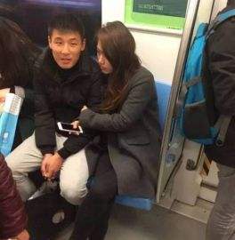 中国男足开豪车,中国男足座驾展示