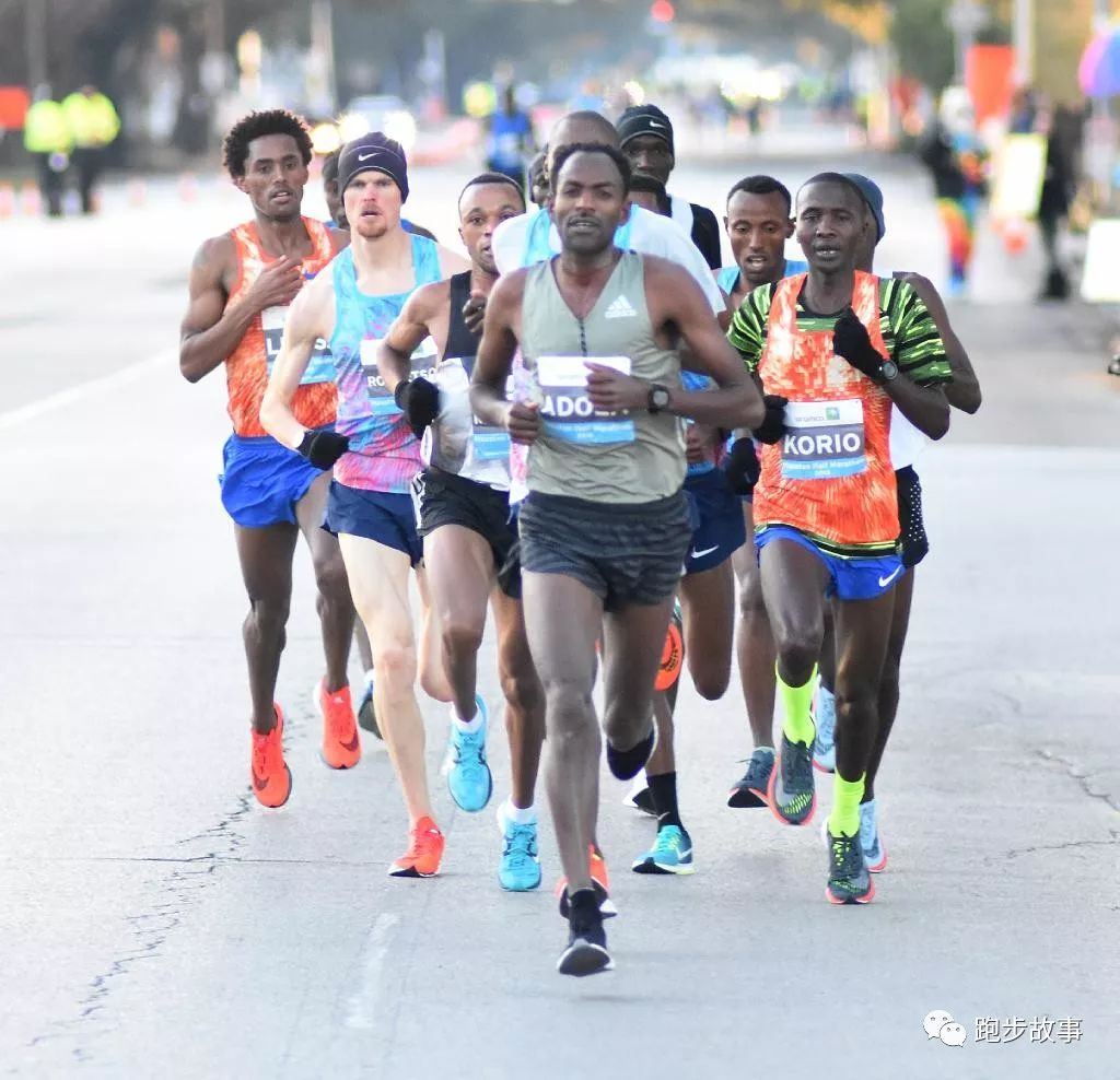 PB59:47和60:01！世界上半马最快的双胞胎